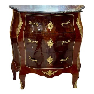 French Louis XV Marble Top Commode With Bronze Mounts & Three Drawers – Elegant Bombe Chest For Sale