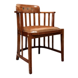 English Chair from Globe Wernicke For Sale