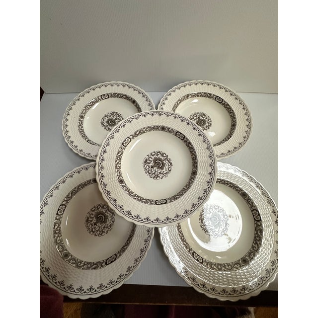 Antique 19th Century Minton England 9.5" Diameter Soup Bowls Ribbed "Ganges" Pattern - Set of Five(5) For Sale - Image 18 of 18