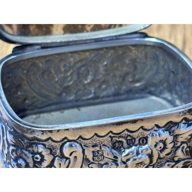 English Silver Table Snuff Box by Ridley & Hayes for Nathan, 1904 For Sale - Image 6 of 9