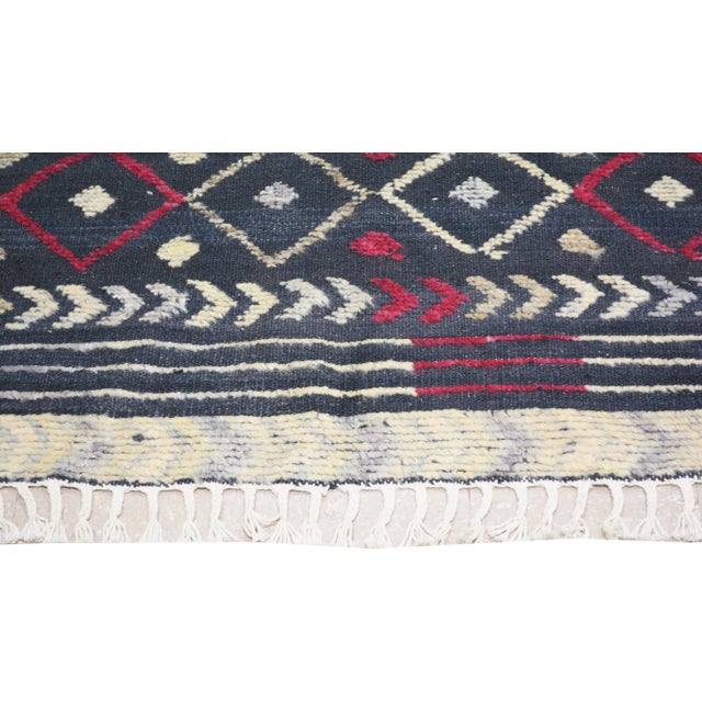 1950s Modern Moroccan Hand Knotted Wool Rug, 5'9"x7'6" For Sale - Image 4 of 6