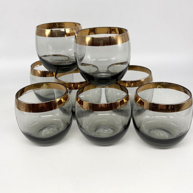 1960s 1960s Mid-Century Modern Smoky Gray Roly Poly Cocktail Glasses With Gold Rim - Set of 8 For Sale - Image 5 of 13
