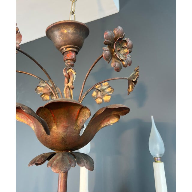 1940s Large 2-tier chandelier in gold metal with 12 lights in the style of Maison Baguès For Sale - Image 9 of 12