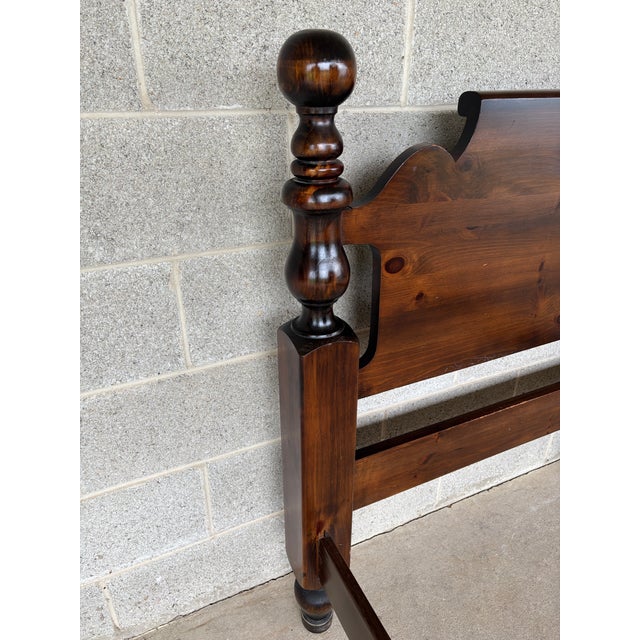 Ethan Allen Antique Pine Cannonball Style Single Bed Frame For Sale In Philadelphia - Image 6 of 13