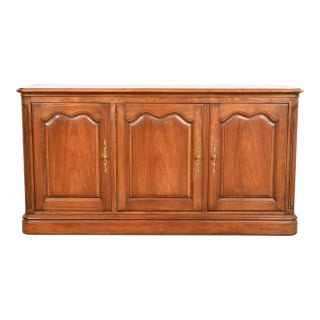 Kindel Furniture French Provincial Louis XV Cherry Wood Sideboard or Bar Cabinet, Circa 1960s For Sale