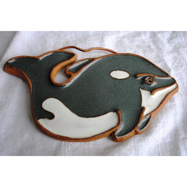 Vintage Victoria Littlejohn Ceramic Orca Whale Trivet For Sale - Image 6 of 6