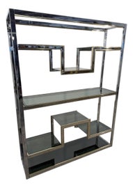 Example of Romeo Rega Shelving