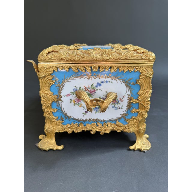 19th Century Porcelain and Gilt Bronze Casket, France For Sale - Image 16 of 18