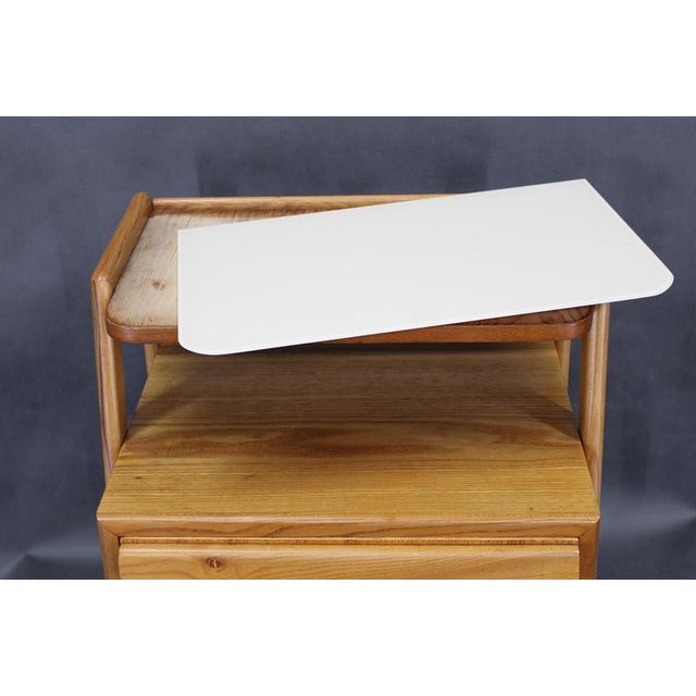 1960s Mid-Century Modern Maple Nightstand with Milky Glass Shelf, 1960s For Sale - Image 5 of 16