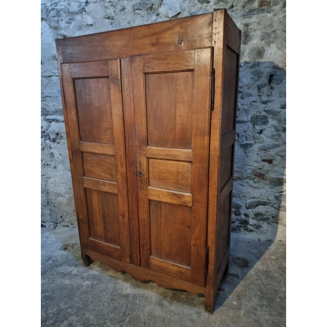 French Cabinet in Cherry Wood, 1700s For Sale - Image 16 of 18