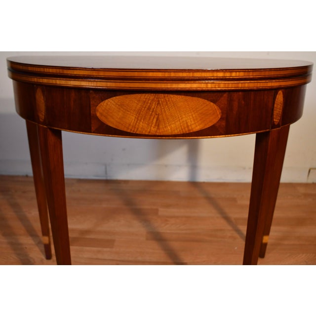 Hepplewhite 1910s Antique English Hepplewhite Mahogany Inlaid Console Table / Game Table For Sale - Image 3 of 10