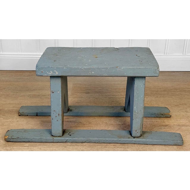 Farmhouse Antique Primitive Farmhouse Gray Slat Bottom Milking Stool For Sale - Image 3 of 9