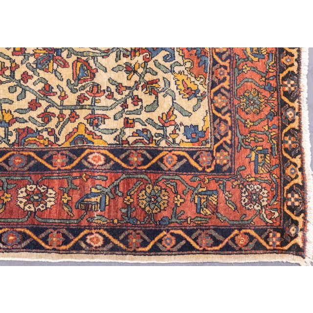Antique Persian Farahan Sarouk Rug 4'2'' X 6'6'' For Sale - Image 4 of 9