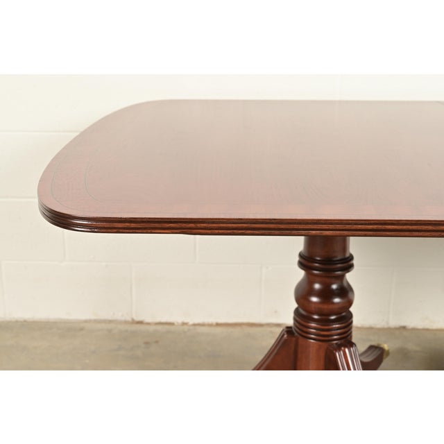 Henredon Georgian Banded Mahogany Double Pedestal Extension Dining Table, Newly Refinished For Sale - Image 12 of 16