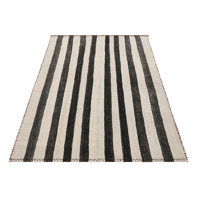 1950s Vintage Jajim Qashqai Persian Kilim With Black and Off-White Stripes - Rug & Kilim For Sale - Image 5 of 7