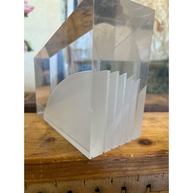 Mid-Century Modern 1970s Mid-Century Modern Geometric Lucite Bookend For Sale - Image 3 of 9