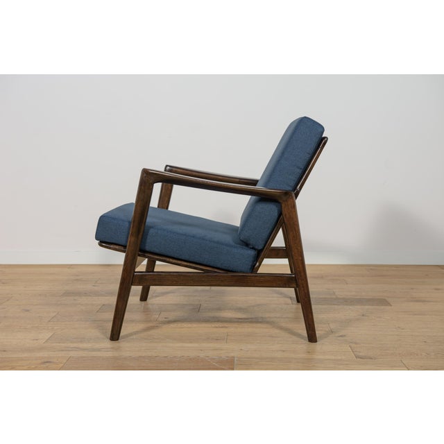 Model 300-139 Chair from Swarzędz Furniture Factory, 1960s For Sale - Image 8 of 18