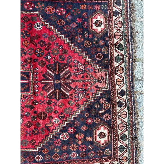 Vintage Shiraz Rug, 1970s For Sale - Image 4 of 8