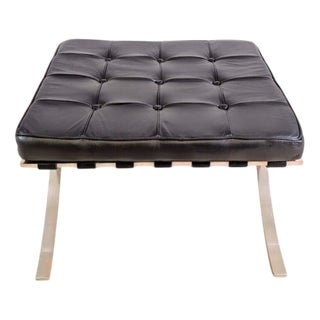 Barcelona Stool in Leather by Mies Van Der Rohe for Knoll International For Sale
