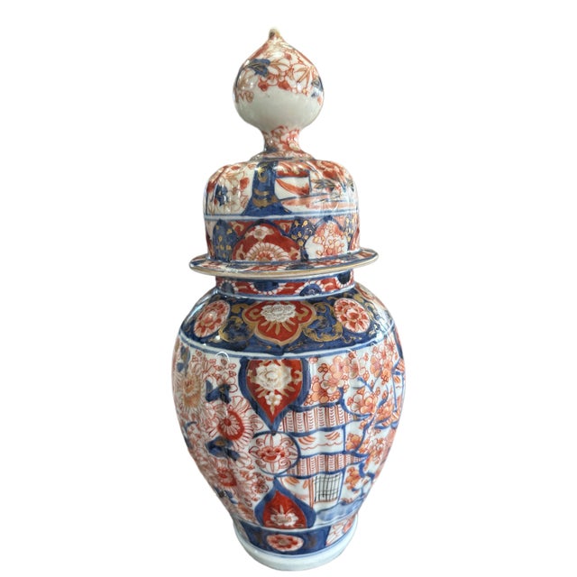 Ceramic 1900s Japanese Imari Porcelain Ginger Jar, Hand-Painted & Gilded For Sale - Image 7 of 8