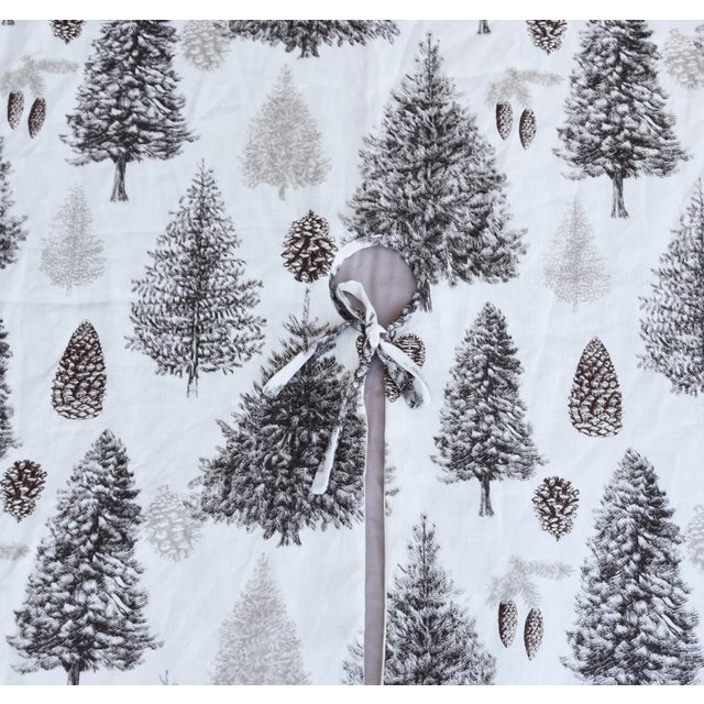 Shabby Chic Large Custom-Tailored 53" Woodland Forest Christmas Holiday Tree Skirt For Sale - Image 3 of 5