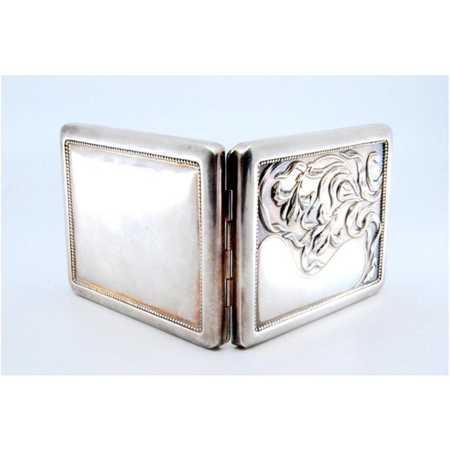 Silver Cigarette Case with Embossed Floral Motifs For Sale - Image 5 of 9