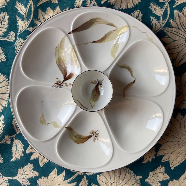 1930s French Porcelain Limoges Oyster Shell Plates with Seaweeds, 1930s, Set of 5 For Sale - Image 5 of 11