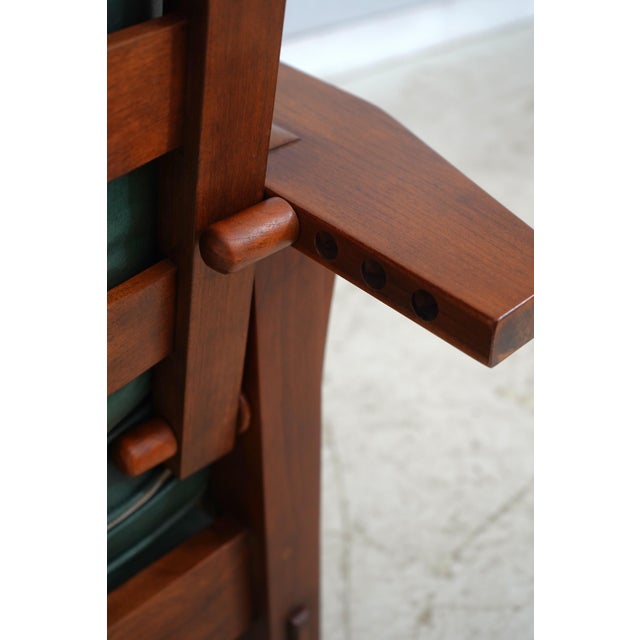 Stickley Mission Cherry Morris Chair & Ottoman For Sale - Image 9 of 18
