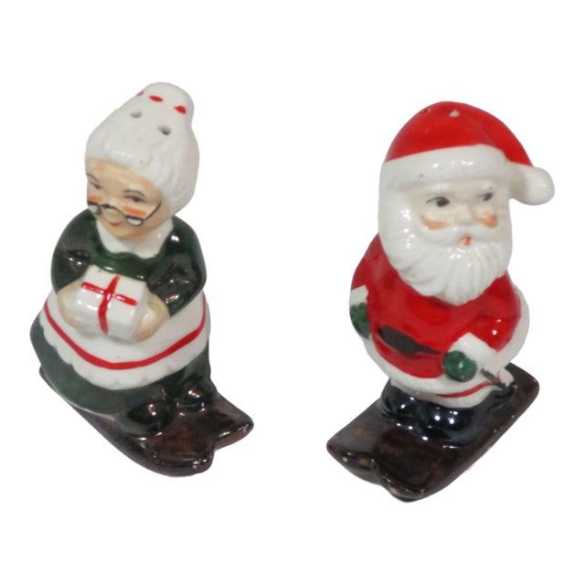 1960s Santa and Mrs. Claus Salt and Pepper Shakers - a Pair For Sale