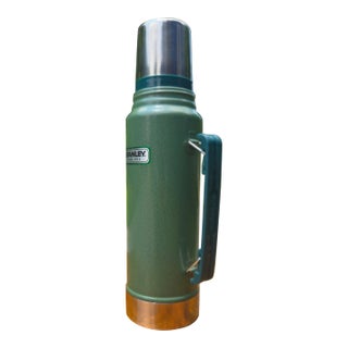 Vintage Stanley Classic Green Thermos Bottle With Original Handle, Since 1913 For Sale