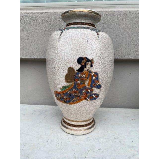 Large Japanese Vase Satsuma Circa 1930. H / 13 inches.