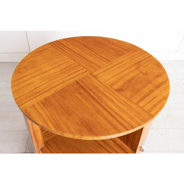 1930s Art Deco Satinwood Bookcase Table with Cupboard, 1930s For Sale - Image 5 of 8