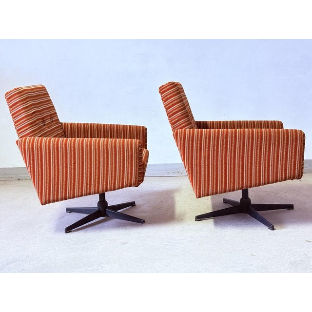 Modern Vintage Swivel Lounge Chairs, 1980s, Set of 2 For Sale - Image 3 of 12