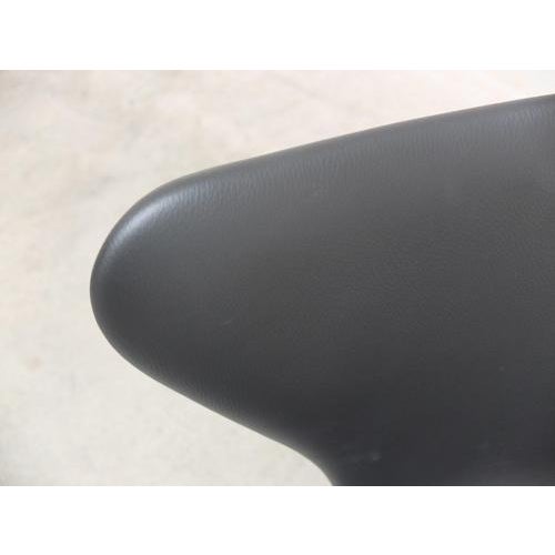 Vintage 3117 Swivel Desk Chair in Leather by Arne Jacobsen for Fritz Hansen, 1971 For Sale - Image 15 of 18