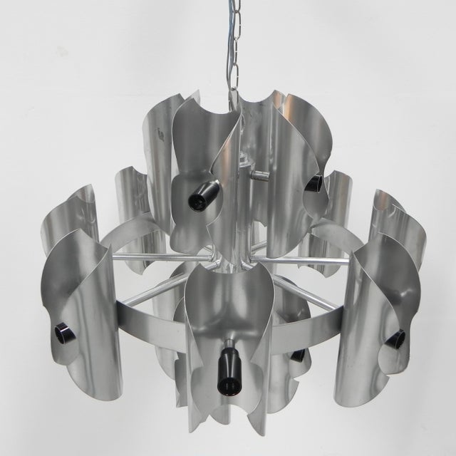 Height (including chain): 95 cm. Height (excluding chain): 53 cm. Ø: 60 cm. The lamp is equipped with new small...