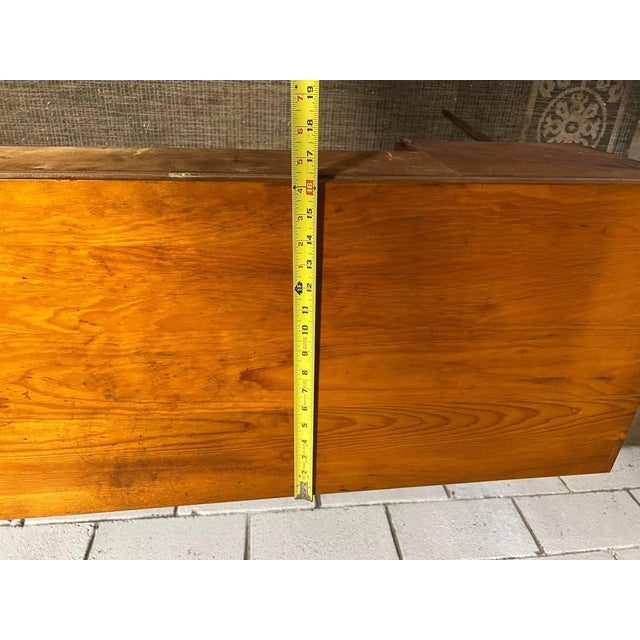Mid-Century Modern Floating Desk by Aristo-Bilt Furniture. For Sale - Image 12 of 13