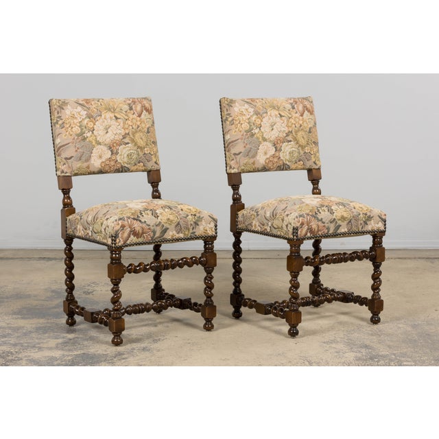 French Louis XIII Style Oak Barley Twist Dining Chairs W/ Floral Tapestry - Set of 8 For Sale - Image 14 of 18