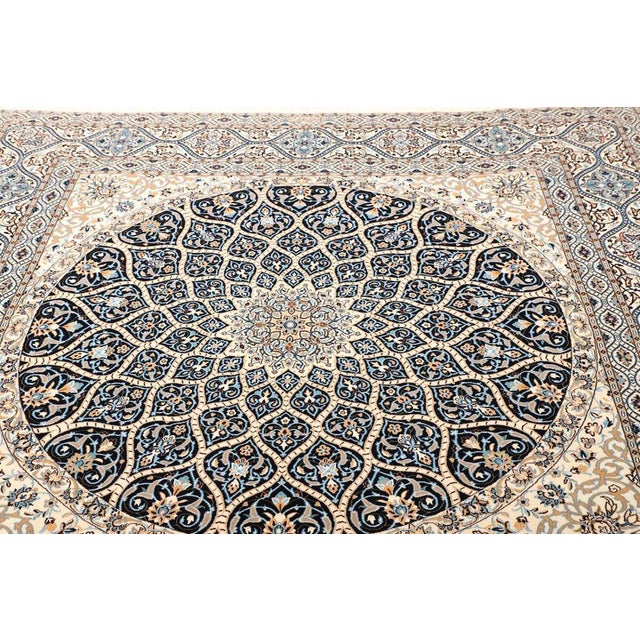 Gray Nain Hand-Knotted Rug in Virgin Wool For Sale - Image 8 of 11