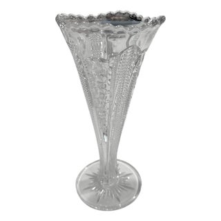 Early 20th Century Heisey Punty and Diamond Point 8" Fluted Bud Vase, Pattern No. 305 For Sale
