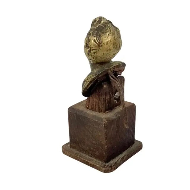 Bronze 17th Century Set of Venetian Bronze Door Handles on Wooden Stands For Sale - Image 8 of 10