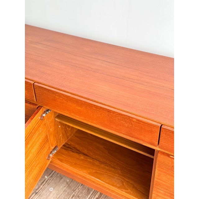 Mid-Century Modern Danish Sideboard by Ib Kofod-Larsen, 1960s For Sale - Image 15 of 18