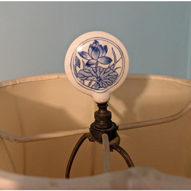 1980s Vintage Maitland-Smith Porcelain Blue and White Chinese Chinoiserie Ginger Jar Lamp For Sale - Image 5 of 13