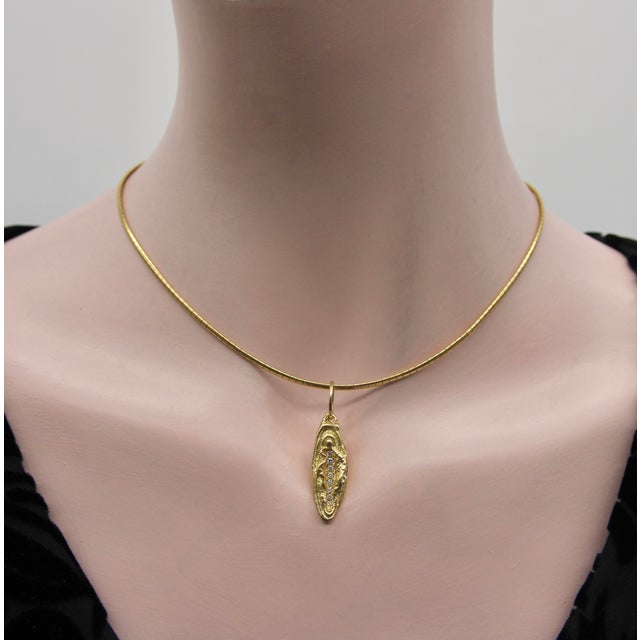 14k Gold Women’s Empowerment Vulva Pendant Charm With Diamonds For Sale In Los Angeles - Image 6 of 7