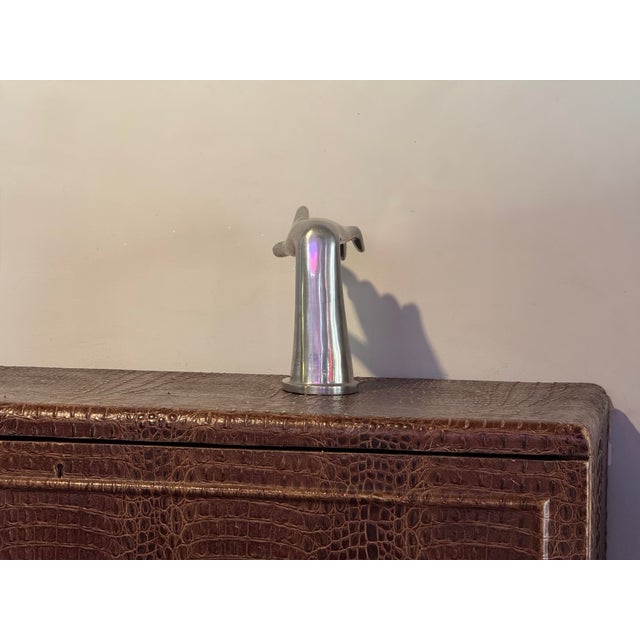 Metal Advertising Hand, 1950s For Sale - Image 4 of 11