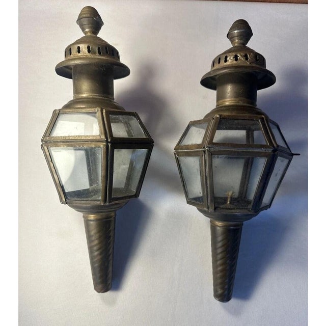 Antique Brass Carriage Buggy Oil Lamps Set of 2 – Vintage Decorative Lanterns For Sale - Image 11 of 12