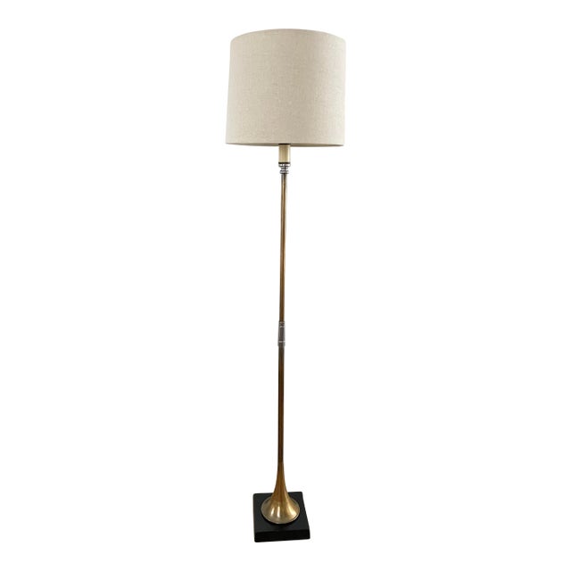 1972 Chapman Hunting Horn Form Floor Lamp With Black Base — Mid-Century Modern For Sale