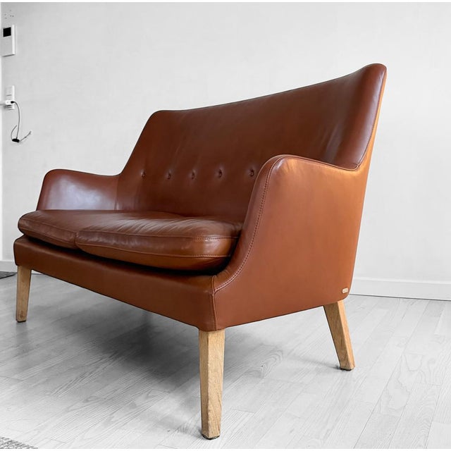 Mid-Century Modern Model 53 Sofa in Cognac Leather by Arne Vodder, 1953 For Sale - Image 3 of 11