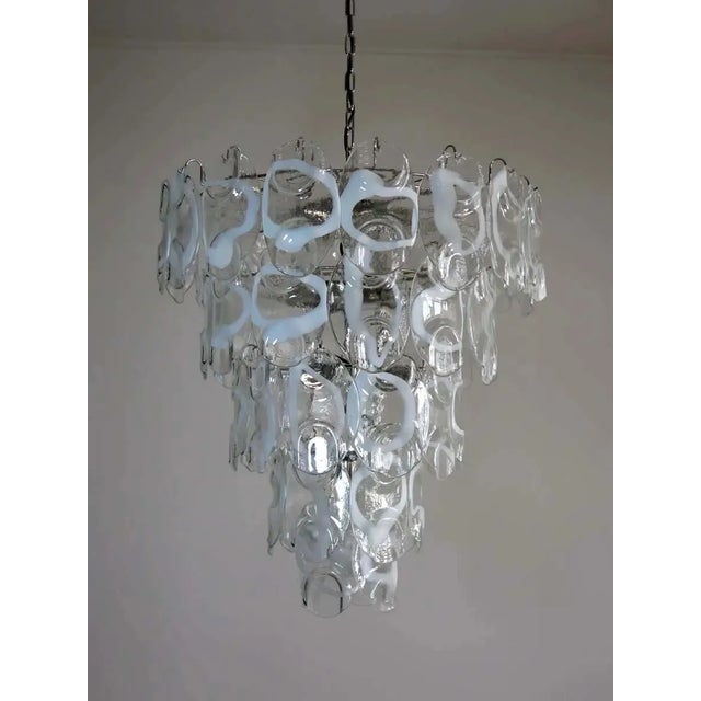 Mid-Century Modern Italian Murano Chandelier Lamp Vistosi – 50 Clean and White Lattimio Glasses For Sale - Image 3 of 10