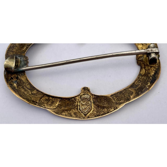 1900s Art Nouveau Brass Brooch For Sale - Image 4 of 4
