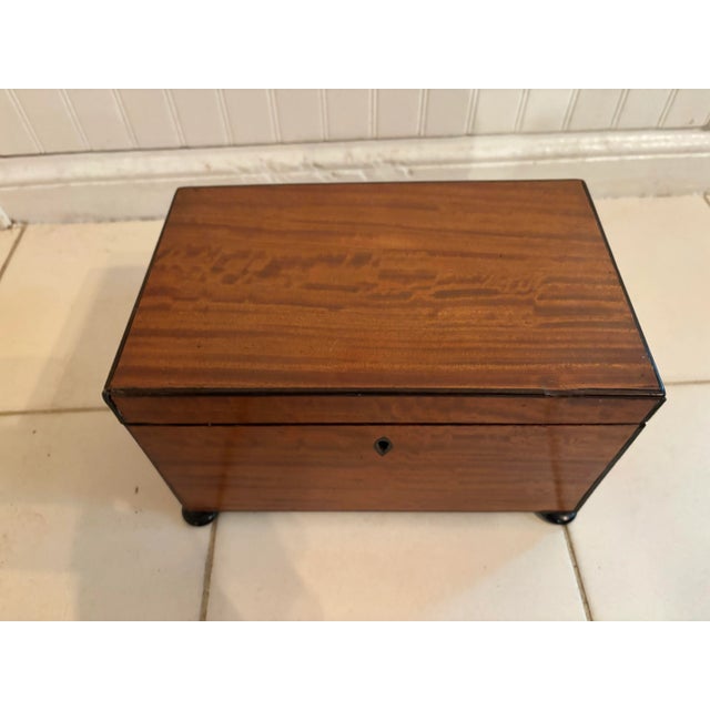 George III Satinwood Tea Caddy, Circa 1800. For Sale - Image 10 of 10